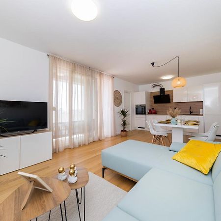 Deluxe Apartment Zara Экстерьер фото