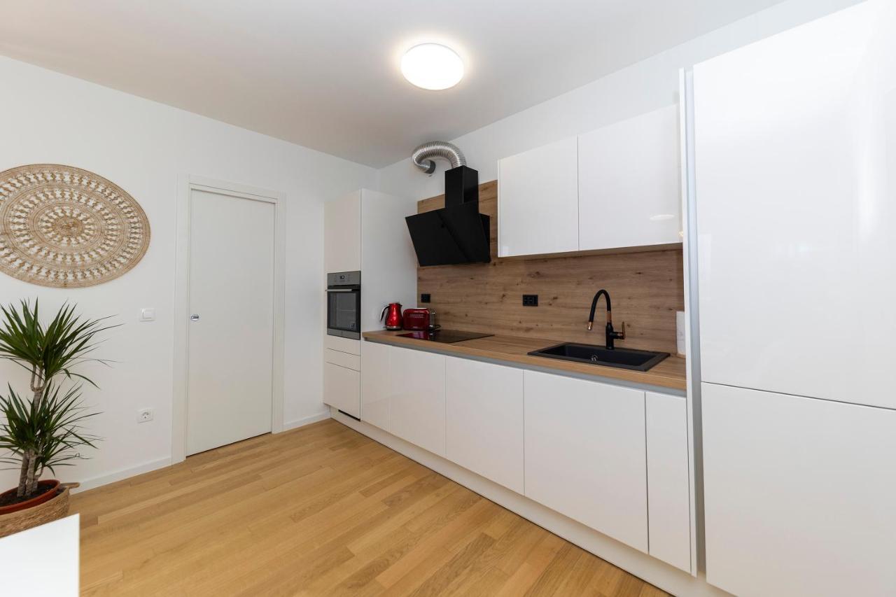 Deluxe Apartment Zara Экстерьер фото