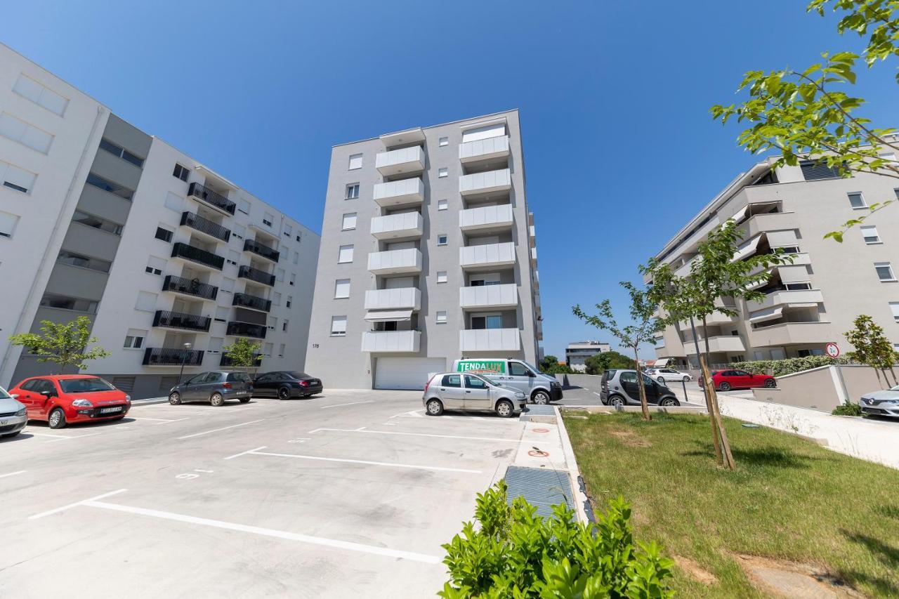 Deluxe Apartment Zara Экстерьер фото