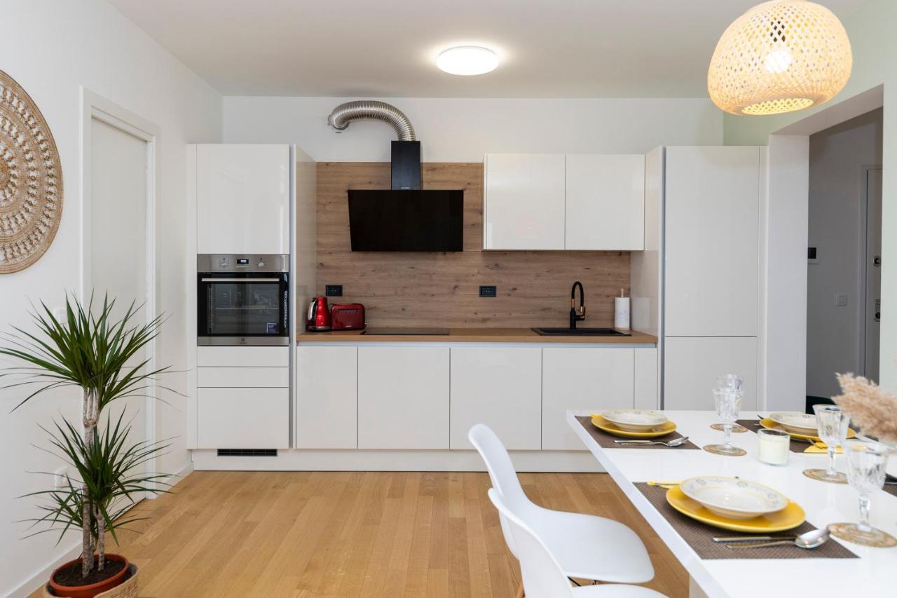 Deluxe Apartment Zara Экстерьер фото